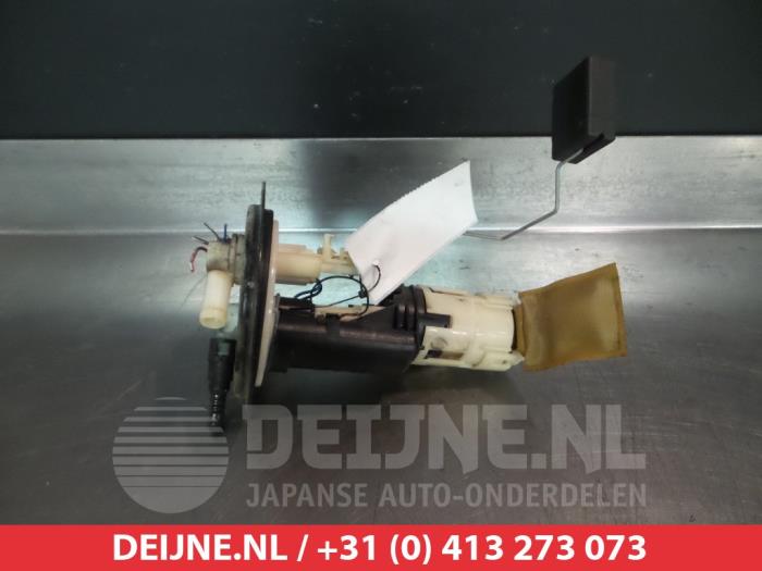 Usagé Pompe à carburant Daihatsu YRV (M2) 1.0 12V DVVT STi Prix € 20,00 Règlement à la marge proposé par V.Deijne Jap.Auto-onderdelen BV