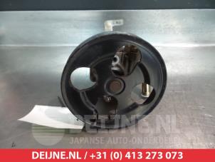 Used Power steering pump Mitsubishi Pajero Pinin (H6/H7) 1.8 GDI 16V Price € 75,00 Margin scheme offered by V.Deijne Jap.Auto-onderdelen BV