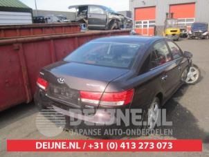 Used Tailgate Hyundai Sonata 2.0 CRDI VGT 16V Price on request offered by V.Deijne Jap.Auto-onderdelen BV