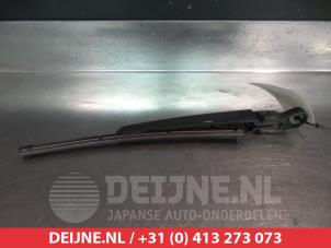 Gebrauchte Scheibenwischerarm hinten Kia Cee'd Sportswagon (JDC5) 1.6 GDI 16V Preis auf Anfrage angeboten von V.Deijne Jap.Auto-onderdelen BV