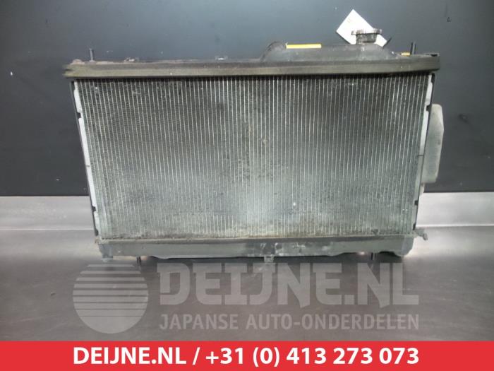 Usagé Radiateur Subaru Legacy Touring Wagon (BP) 2.5 16V Prix € 50,00 Règlement à la marge proposé par V.Deijne Jap.Auto-onderdelen BV