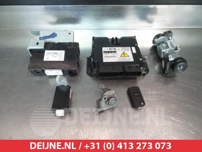 Usagé Ordinateur gestion moteur Mazda 5 (CR19) 2.0 CiDT 16V Normal Power Prix € 125,00 Règlement à la marge proposé par V.Deijne Jap.Auto-onderdelen BV