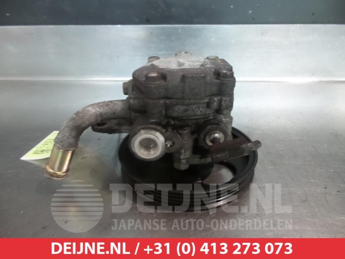 Usagé Pompe de direction Daihatsu YRV (M2) 1.3 16V DVVT Prix € 25,00 Règlement à la marge proposé par V.Deijne Jap.Auto-onderdelen BV