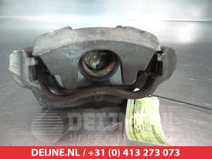 Gebrauchte Bremszange rechts vorne Toyota Verso 1.6 16V VVT-i Preis € 50,00 Margenregelung angeboten von V.Deijne Jap.Auto-onderdelen BV