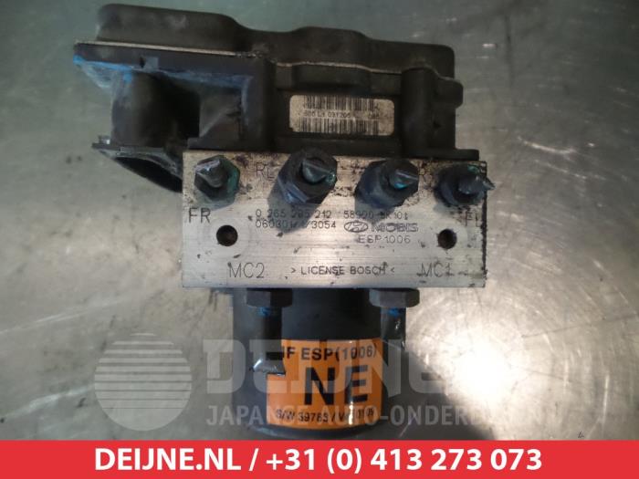 Usagé Bloc ABS Hyundai Sonata 2.0 CRDI VGT 16V Prix € 25,00 Règlement à la marge proposé par V.Deijne Jap.Auto-onderdelen BV