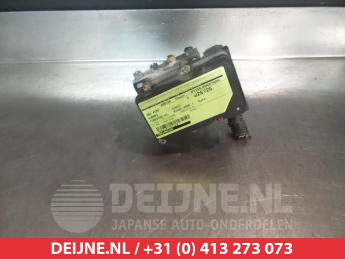 Usagé Pompe ABS Subaru Forester (SG) 2.0 16V X Prix € 75,00 Règlement à la marge proposé par V.Deijne Jap.Auto-onderdelen BV