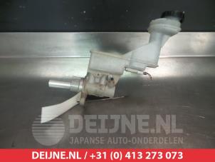Używane Glówny cylinder hamulcowy Nissan Qashqai (J10) 2.0 dCi 4x4 Cena € 25,00 Procedura marży oferowane przez V.Deijne Jap.Auto-onderdelen BV