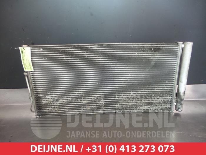 Usagé Condenseur de climatisation Hyundai Sonata 2.0 CRDI VGT 16V Prix € 75,00 Règlement à la marge proposé par V.Deijne Jap.Auto-onderdelen BV