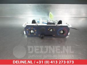 Usagé Panneau de commandes chauffage Daihatsu YRV (M2) 1.0 12V DVVT STi Prix € 25,00 Règlement à la marge proposé par V.Deijne Jap.Auto-onderdelen BV