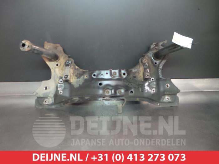 Usados Subchasis Daihatsu Trevis 1.0 12V DVVT Precio € 100,00 Norma de margen ofrecido por V.Deijne Jap.Auto-onderdelen BV