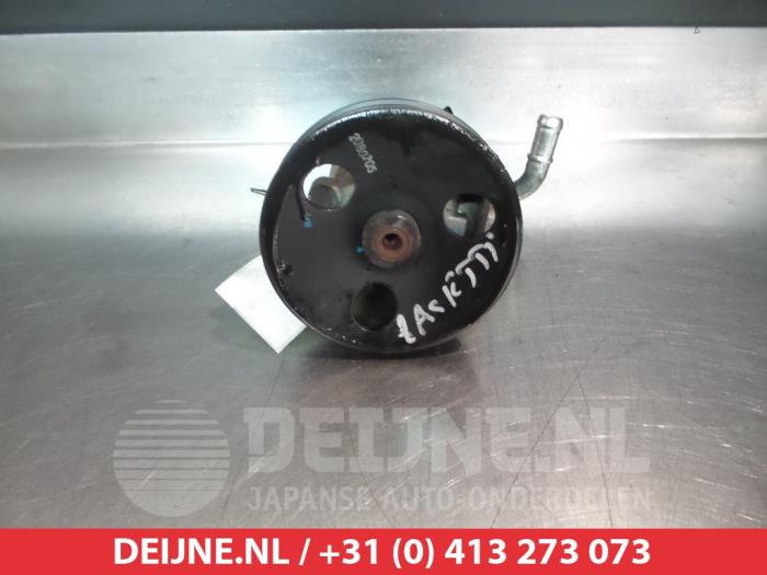 Usagé Pompe de direction Chevrolet Lacetti (KLAN) 1.4 16V Prix € 35,00 Règlement à la marge proposé par V.Deijne Jap.Auto-onderdelen BV