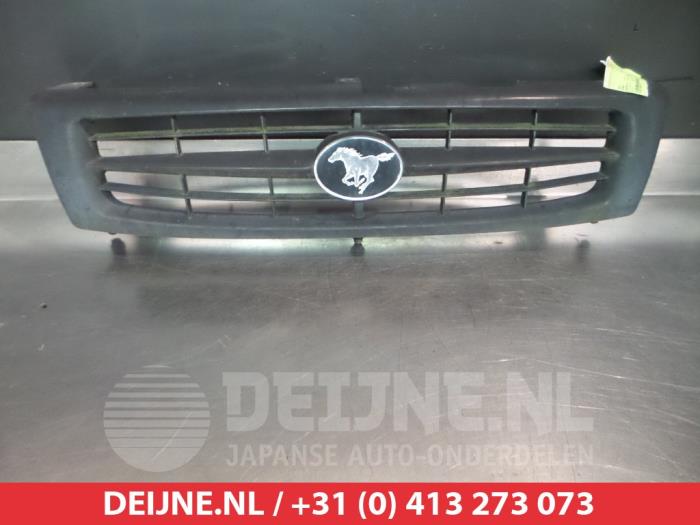 Używane Grill Hyundai Galloper II 2.5 TCI Cena € 25,00 Procedura marży oferowane przez V.Deijne Jap.Auto-onderdelen BV