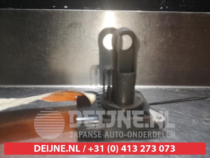 Usagé Débitmètre Mitsubishi L-200 2.5 DI-D 4x4 Prix € 20,00 Règlement à la marge proposé par V.Deijne Jap.Auto-onderdelen BV