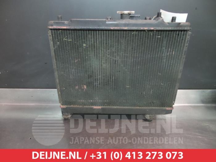 Gebrauchte Kühler Mazda 121 (DB) 1.3i GL,GLX,Top 16V Preis € 35,00 Margenregelung angeboten von V.Deijne Jap.Auto-onderdelen BV