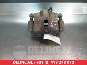Used Front brake calliper, left Hyundai Coupe 2.0i 16V CVVT Price € 40,00 Margin scheme offered by V.Deijne Jap.Auto-onderdelen BV