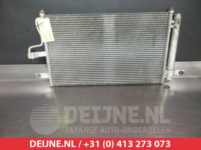 Usagé Condenseur de climatisation Hyundai Accent 1.3 12V Prix € 50,00 Règlement à la marge proposé par V.Deijne Jap.Auto-onderdelen BV