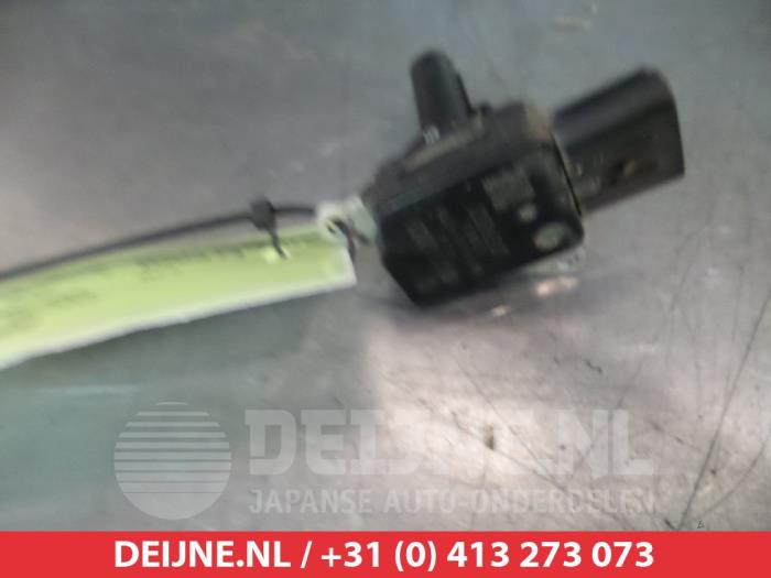 Usagé Débitmètre Nissan Pixo (D31S) 1.0 12V Prix € 15,00 Règlement à la marge proposé par V.Deijne Jap.Auto-onderdelen BV