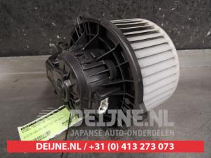 Used Heating and ventilation fan motor Hyundai Santa Fe II (CM) 2.2 CRDi 16V 4x4 Price € 50,00 Margin scheme offered by V.Deijne Jap.Auto-onderdelen BV