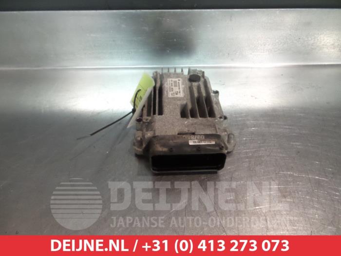 Used Automatic gearbox computer Hyundai Santa Fe II (CM) 2.2 CRDi 16V 4x4 Price € 50,00 Margin scheme offered by V.Deijne Jap.Auto-onderdelen BV