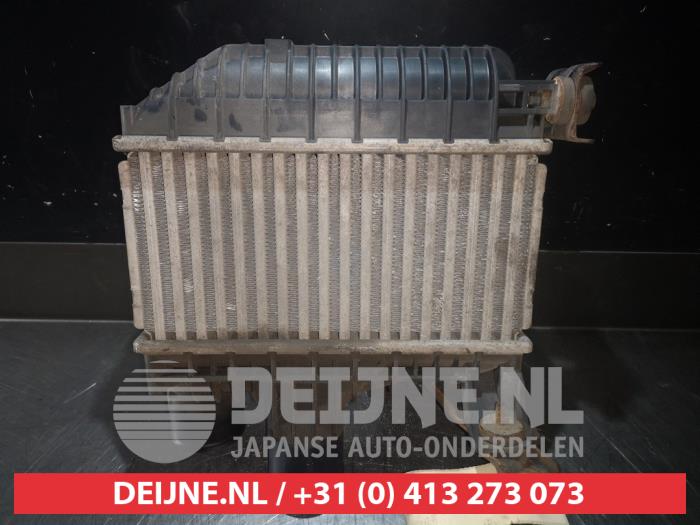 Usagé Intercooler Toyota Corolla Verso (R10/11) 2.0 D-4D 16V Prix € 35,00 Règlement à la marge proposé par V.Deijne Jap.Auto-onderdelen BV