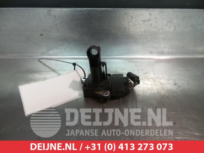 Begagnade Luftflödesmätare Toyota Corolla Verso (R10/11) 2.2 D-4D 16V Pris € 30,00 Marginaltabell erbjuds av V.Deijne Jap.Auto-onderdelen BV