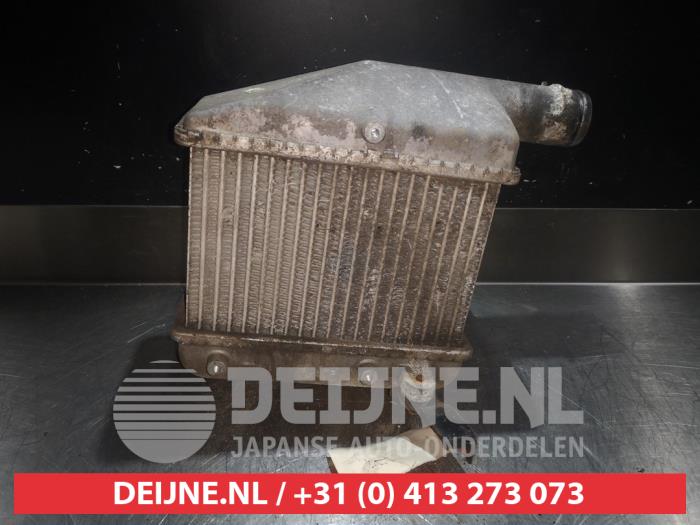 Usados Intercooler Nissan Almera Tino (V10M) Precio € 70,00 Norma de margen ofrecido por V.Deijne Jap.Auto-onderdelen BV