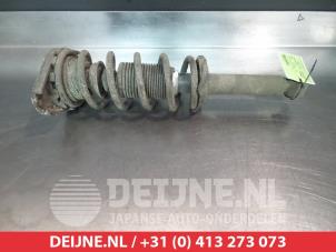 Usagé Barre amortisseur arrière droit Nissan Almera (N16) 2.2 dCi 16V Prix € 20,00 Règlement à la marge proposé par V.Deijne Jap.Auto-onderdelen BV