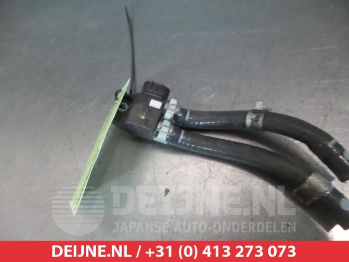 Begagnade Partikelfiltersensor Kia Cee'd Sportswagon (JDC5) 1.6 CRDi 16V VGT Pris € 20,00 Marginaltabell erbjuds av V.Deijne Jap.Auto-onderdelen BV