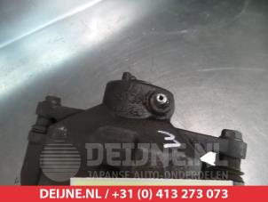 Used Front brake calliper, left Kia Cee'd Sportswagon (JDC5) 1.6 CRDi 16V VGT Price € 50,00 Margin scheme offered by V.Deijne Jap.Auto-onderdelen BV
