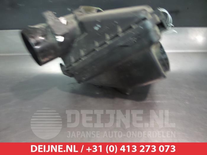 Begagnade Luftfilterhus Mitsubishi Outlander (CW) 2.2 DI-D 16V Clear Tec 4x4 Pris € 40,00 Marginaltabell erbjuds av V.Deijne Jap.Auto-onderdelen BV