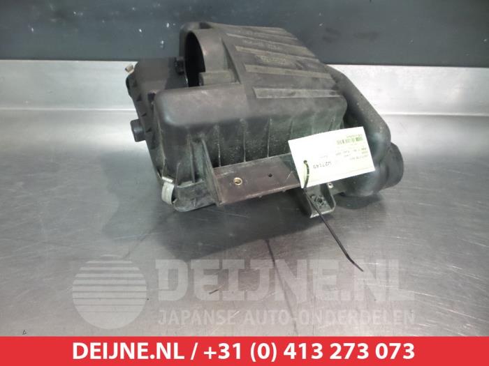 Begagnade Luftfilterhus Suzuki Grand Vitara I (FT/GT/HT) 2.0 XL-7 TDi 16V Pris € 50,00 Marginaltabell erbjuds av V.Deijne Jap.Auto-onderdelen BV