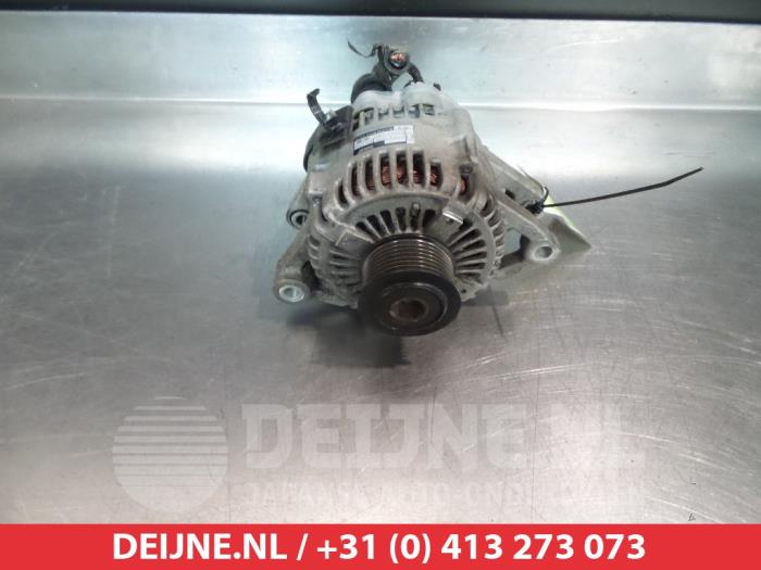 Usagé Dynamo Kia Sorento I (JC) 2.5 CRDi 16V VGT Prix € 35,00 Règlement à la marge proposé par V.Deijne Jap.Auto-onderdelen BV