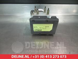 Used ABS pump Ssang Yong Actyon 2.0 Xdi 16V Price on request offered by V.Deijne Jap.Auto-onderdelen BV