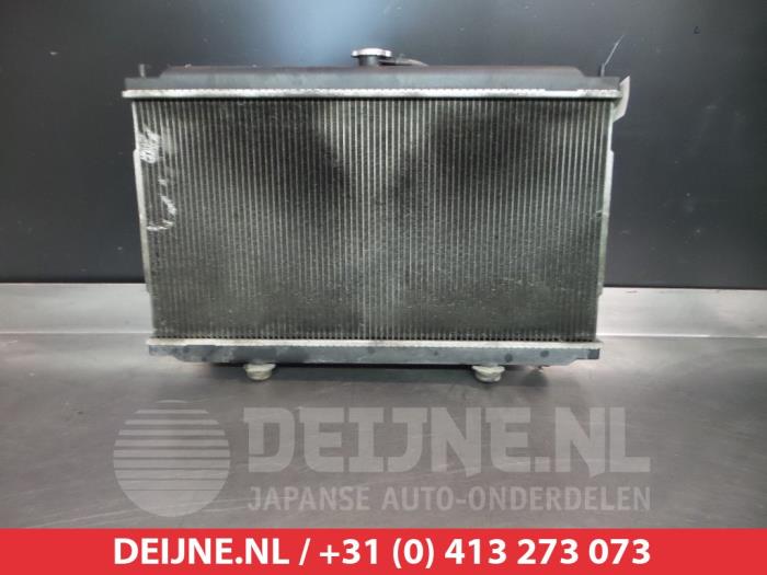Usagé Radiateur Nissan Primera (P11) 2.0 TD Prix € 30,00 Règlement à la marge proposé par V.Deijne Jap.Auto-onderdelen BV