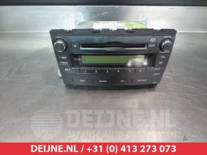Used Radio Toyota Avensis Wagon (T27) 2.0 16V D-4D-F Price € 175,00 Margin scheme offered by V.Deijne Jap.Auto-onderdelen BV