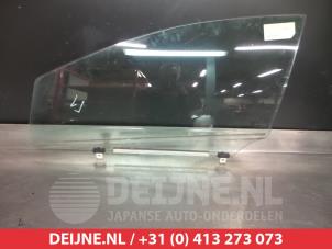 Używane Szyba drzwi lewych przednich wersja 4-drzwiowa Toyota Avensis Wagon (T27) 2.0 16V D-4D-F Cena € 30,00 Procedura marży oferowane przez V.Deijne Jap.Auto-onderdelen BV