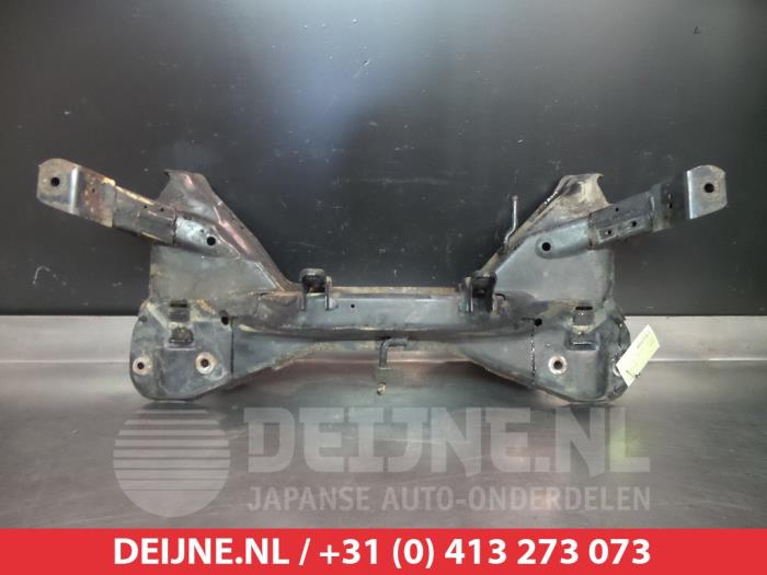 Begagnade Underram Mitsubishi Carisma 1.6i 16V Pris € 50,00 Marginaltabell erbjuds av V.Deijne Jap.Auto-onderdelen BV