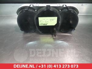 Used Odometer KM Suzuki Grand Vitara II (JT) 1.9 DDiS Price on request offered by V.Deijne Jap.Auto-onderdelen BV