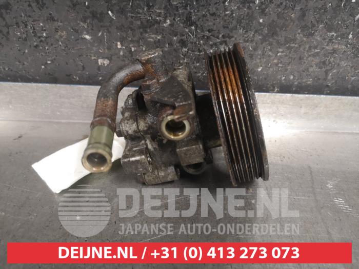 Usagé Pompe direction assistée Hyundai Santa Fe I 2.0 CRDi 16V 4x2 Prix € 35,00 Règlement à la marge proposé par V.Deijne Jap.Auto-onderdelen BV
