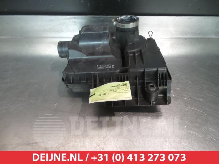 Begagnade Luftfilterhus Toyota Prius (NHW20) 1.5 16V Pris € 35,00 Marginaltabell erbjuds av V.Deijne Jap.Auto-onderdelen BV
