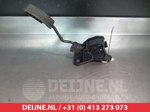 Used Accelerator pedal Honda CR-V (RE) 2.0 16V Price on request offered by V.Deijne Jap.Auto-onderdelen BV