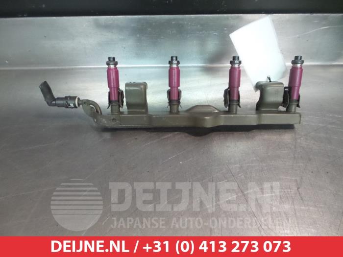 Usagé Système d'injection Mazda 3 Sport (BK) 1.6i 16V Prix € 50,00 Règlement à la marge proposé par V.Deijne Jap.Auto-onderdelen BV