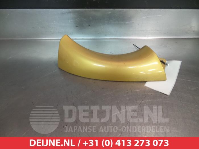 Używane Krawedz reflektora prawa Chevrolet Matiz 0.8 S,SE Cena € 15,00 Procedura marży oferowane przez V.Deijne Jap.Auto-onderdelen BV