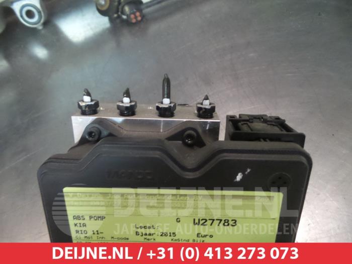 Usagé Bloc ABS Kia Rio III (UB) 1.2 CVVT 16V Prix € 35,00 Règlement à la marge proposé par V.Deijne Jap.Auto-onderdelen BV