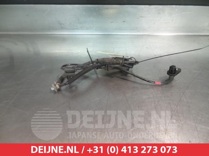 ABS-sensor Kia Rio III (UB), 2011 / 2017 1.2 CVVT 16V, Halvkombi (Hatchback), Bensin, 1,248cc, 63kW (86pk), FWD, G4LA5, 2011-09 / 2017-12, UBA5P3; UBA5P4; UBA5P7; UBA5P8; UBF5P3; UBF5P4; UBF5P7; UBF5P8 (Begagnad)