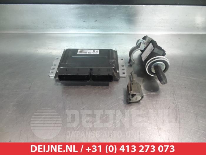 Used Engine management computer Nissan Primera Traveller (W12) 2.0 16V Price € 50,00 Margin scheme offered by V.Deijne Jap.Auto-onderdelen BV