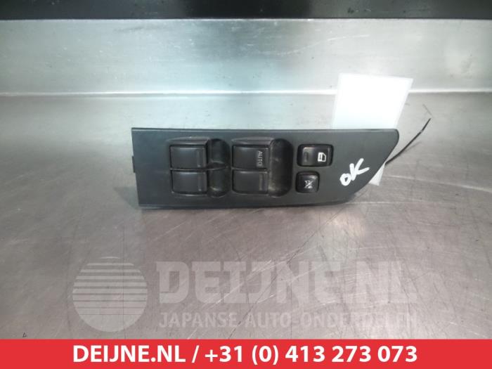 Usados Interruptor combinado de ventanillas Nissan Terrano II (R20/TR50) 3.0 Di 16V Precio € 25,00 Norma de margen ofrecido por V.Deijne Jap.Auto-onderdelen BV