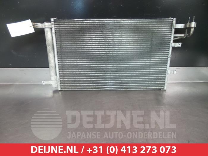 Begagnade Kondensor, luftkonditionering Kia Cerato 2.0 CRDi 16V Pris € 25,00 Marginaltabell erbjuds av V.Deijne Jap.Auto-onderdelen BV