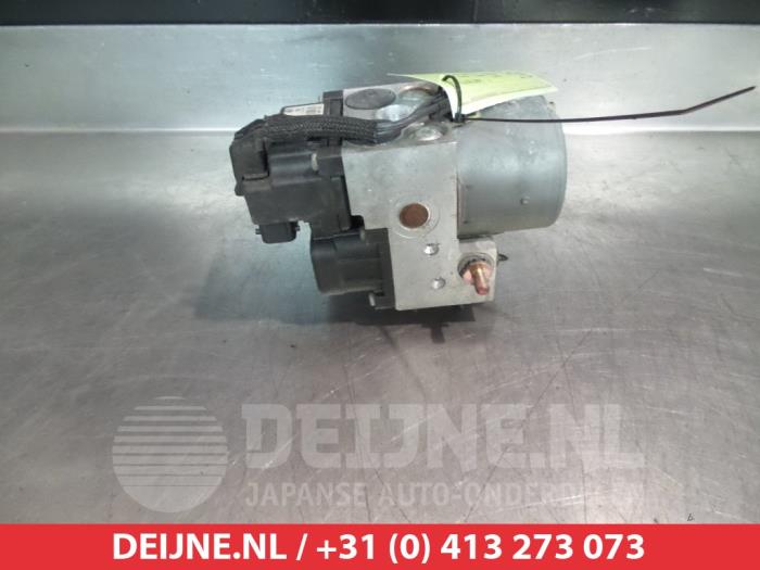 Gebrauchte ABS Pumpe Suzuki Swift (SF310/413) 1.3 Preis € 50,00 Margenregelung angeboten von V.Deijne Jap.Auto-onderdelen BV