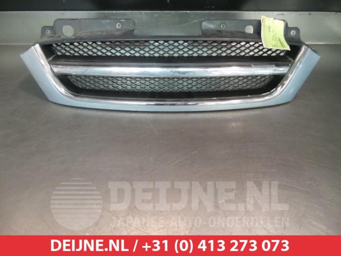 Używane Grill Chevrolet Tacuma 1.6 16V Cena € 35,00 Procedura marży oferowane przez V.Deijne Jap.Auto-onderdelen BV